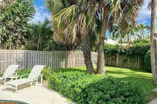 162 Beacon Ln, Jupiter Inlet Colony, FL 33469 - Photo 11