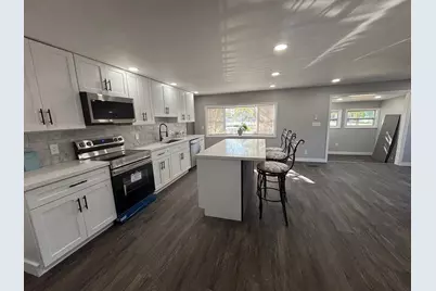 5010 NW 2nd Avenue NW, Deerfield Beach, FL 33064 - Photo 9