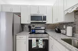 815 Flanders Q, Delray Beach, FL 33484 - Photo 9