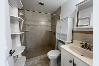 701 SE 4th Street #Apt West, Boynton Beach, FL 33435 - Photo 5