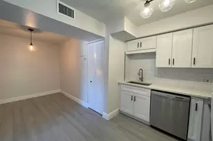 701 SE 4th St, Boynton Beach, FL 33435 - Photo 7