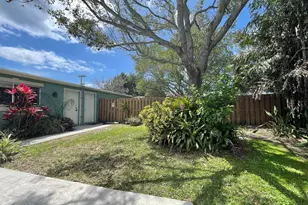 701 SE 4th St, Boynton Beach, FL 33435 - Photo 13