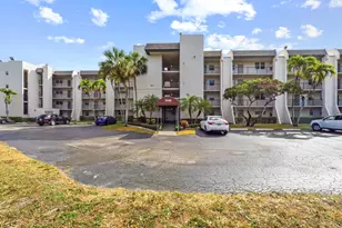 9340 Lagoon Pl, Davie, FL 33324 - Photo 3
