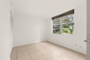 9340 Lagoon Pl, Davie, FL 33324 - Photo 13