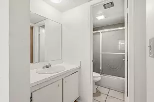 9340 Lagoon Pl, Davie, FL 33324 - Photo 21