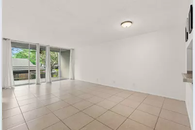 9340 Lagoon Place #206, Davie, FL 33324 - Photo 9