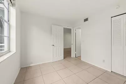 9340 Lagoon Place #206, Davie, FL 33324 - Photo 13