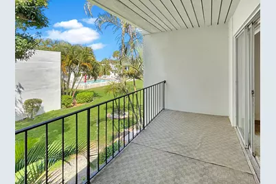 390 Golfview Road #I, North Palm Beach, FL 33408 - Photo 5