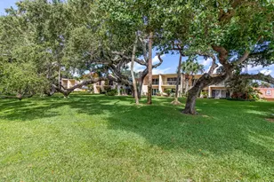 390 Golfview Rd, North Palm Beach, FL 33408 - Photo 31