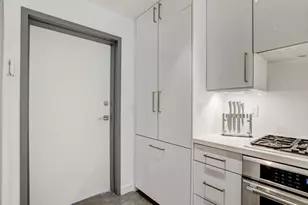 717 NE 1st Ct, Delray Beach, FL 33483 - Photo 19