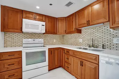 5951 Wellesley Park Drive #206, Boca Raton, FL 33433 - Photo 17