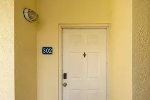 975 NW Flagler Ave, Stuart, FL 34994 - Photo 9