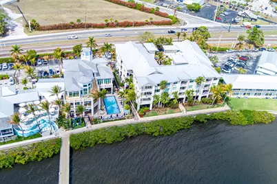 975 NW Flagler Avenue #302, Stuart, FL 34994 - Photo 3