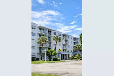 500 Executive Center Drive #2h, West Palm Beach, FL 33401 - Photo 1