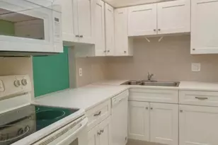 500 Executive Center Dr, West Palm Beach, FL 33401 - Photo 7