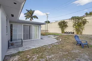 9774 Jonquil Cir S, Palm Beach Gardens, FL 33410 - Photo 41