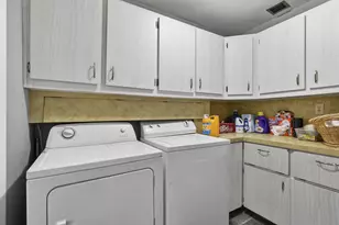 9774 Jonquil Cir S, Palm Beach Gardens, FL 33410 - Photo 17