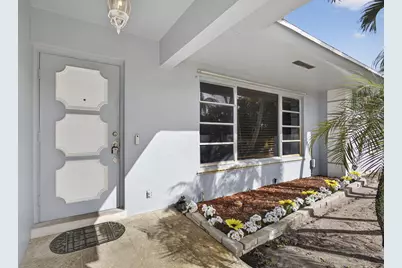 9774 Jonquil Circle S, Palm Beach Gardens, FL 33410 - Photo 5