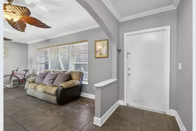 9774 Jonquil Circle S, Palm Beach Gardens, FL 33410 - Photo 7