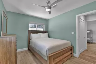 1920 NE 52nd St, Fort Lauderdale, FL 33308 - Photo 23