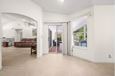 18098 93rd Road N, The Acreage, FL 33470 - Photo 11