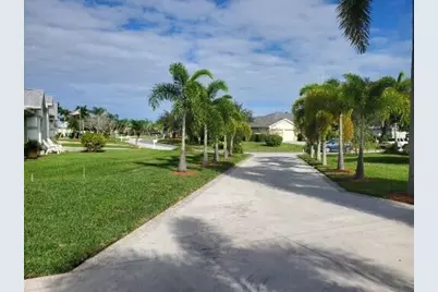6711 Dickinson Terrace, Port Saint Lucie, FL 34952 - Photo 3