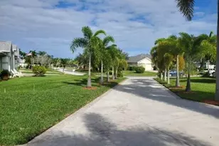 6711 Dickinson Terrace, Port Saint Lucie, FL 34952 - Photo 3