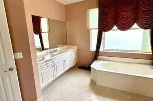 1257 Beacon Cir, Wellington, FL 33414 - Photo 15