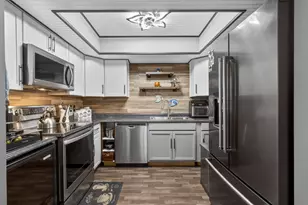 9212 Green Meadows Way, Palm Beach Gardens, FL 33418 - Photo 19