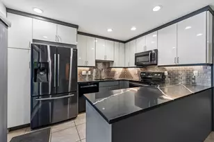 3852 SE Jefferson St, Stuart, FL 34997 - Photo 9