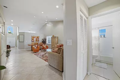 7540 Diamond Pointe Circle, Delray Beach, FL 33446 - Photo 11