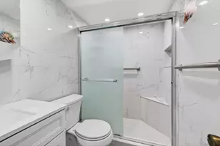 247 Ventnor R, Deerfield Beach, FL 33442 - Photo 25
