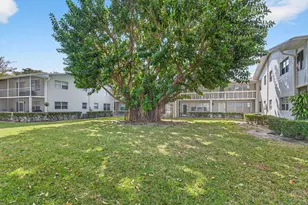 247 Ventnor R, Deerfield Beach, FL 33442 - Photo 43