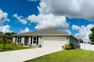 479 SW Sw Holden Terrace Terrace, Port Saint Lucie, FL 34984 - Photo 1