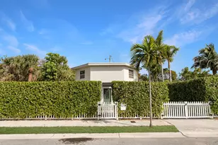 943 York St, West Palm Beach, FL 33401 - Photo 1