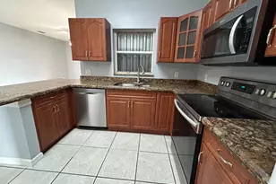 974 SE Albatross Ave, Port Saint Lucie, FL 34983 - Photo 3