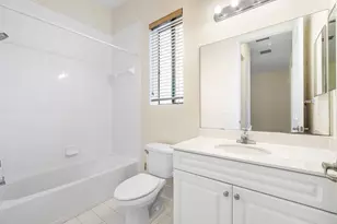 2501 Venetian Ct, Boynton Beach, FL 33426 - Photo 23