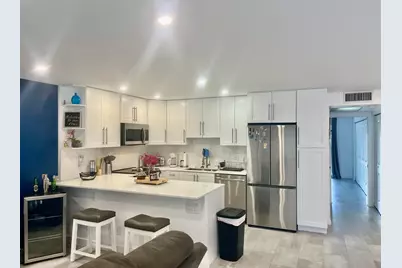 2036 Harwood D, Deerfield Beach, FL 33442 - Photo 3