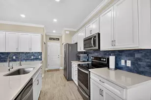 4573 San Fratello Cir, Lake Worth, FL 33467 - Photo 9