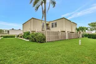 1586 Shaker Cir, Wellington, FL 33414 - Photo 29