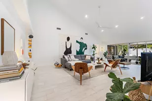 125 Harbourside Cir, Jupiter, FL 33477 - Photo 3