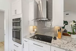 125 Harbourside Cir, Jupiter, FL 33477 - Photo 17