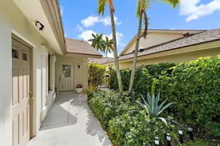 125 Harbourside Cir, Jupiter, FL 33477 - Photo 47