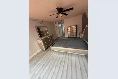 10343 Greenhouse Road, Pembroke Pines, FL 33026 - Photo 11