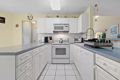 1007 Island Manor Drive, Greenacres, FL 33413 - Photo 5