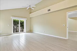 1007 Island Manor Dr, Greenacres, FL 33413 - Photo 15