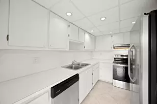 1401 S Federal Hwy, Boca Raton, FL 33432 - Photo 13