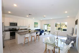 656 NE Waters Edge Ln, Port Saint Lucie, FL 34983 - Photo 5