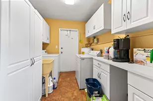 6260 NW 19th St, Sunrise, FL 33313 - Photo 19