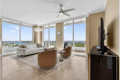 700 E Boynton Beach Boulevard #Ph 2, Boynton Beach, FL 33435 - Photo 5